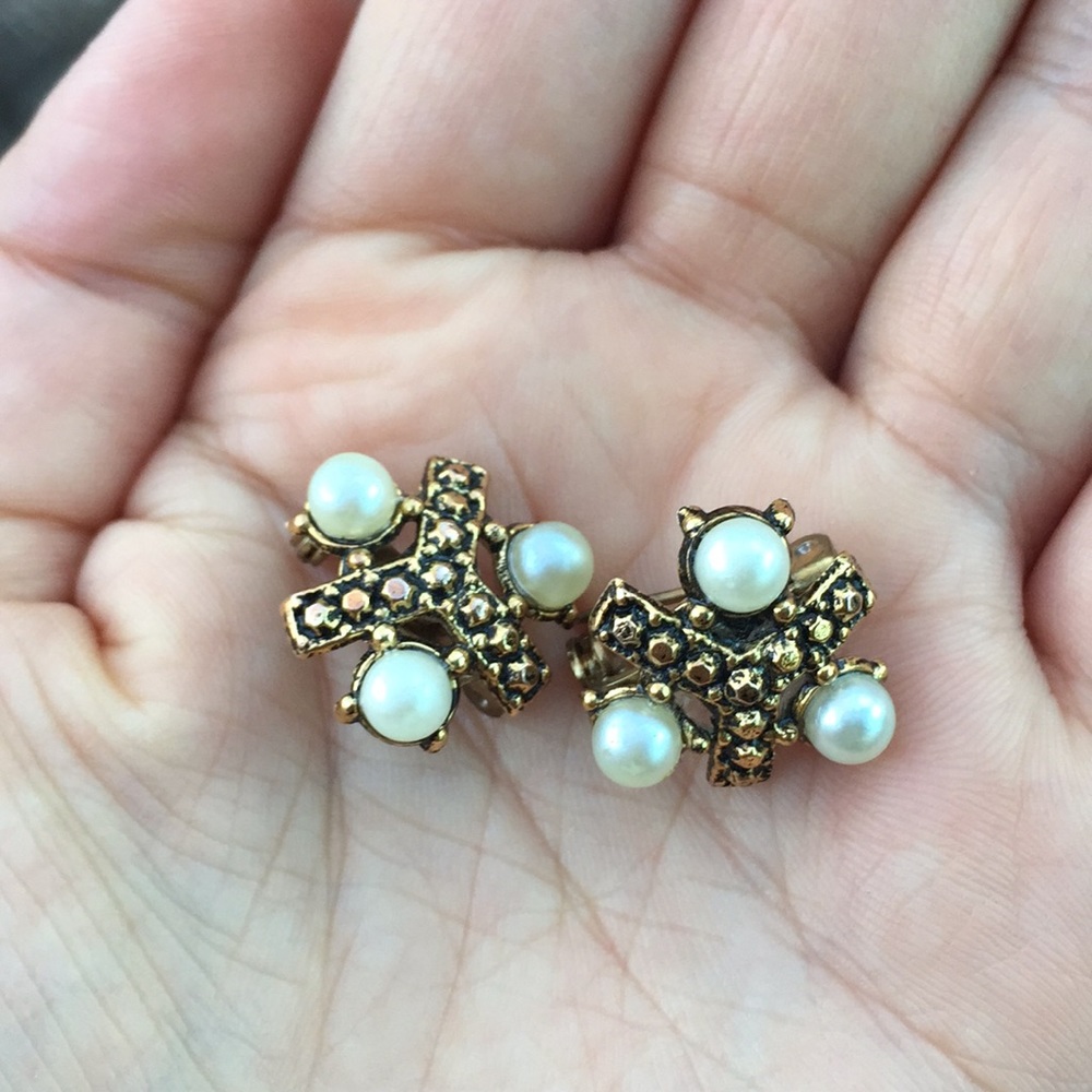 Lou Lou 2 brooch pin set
